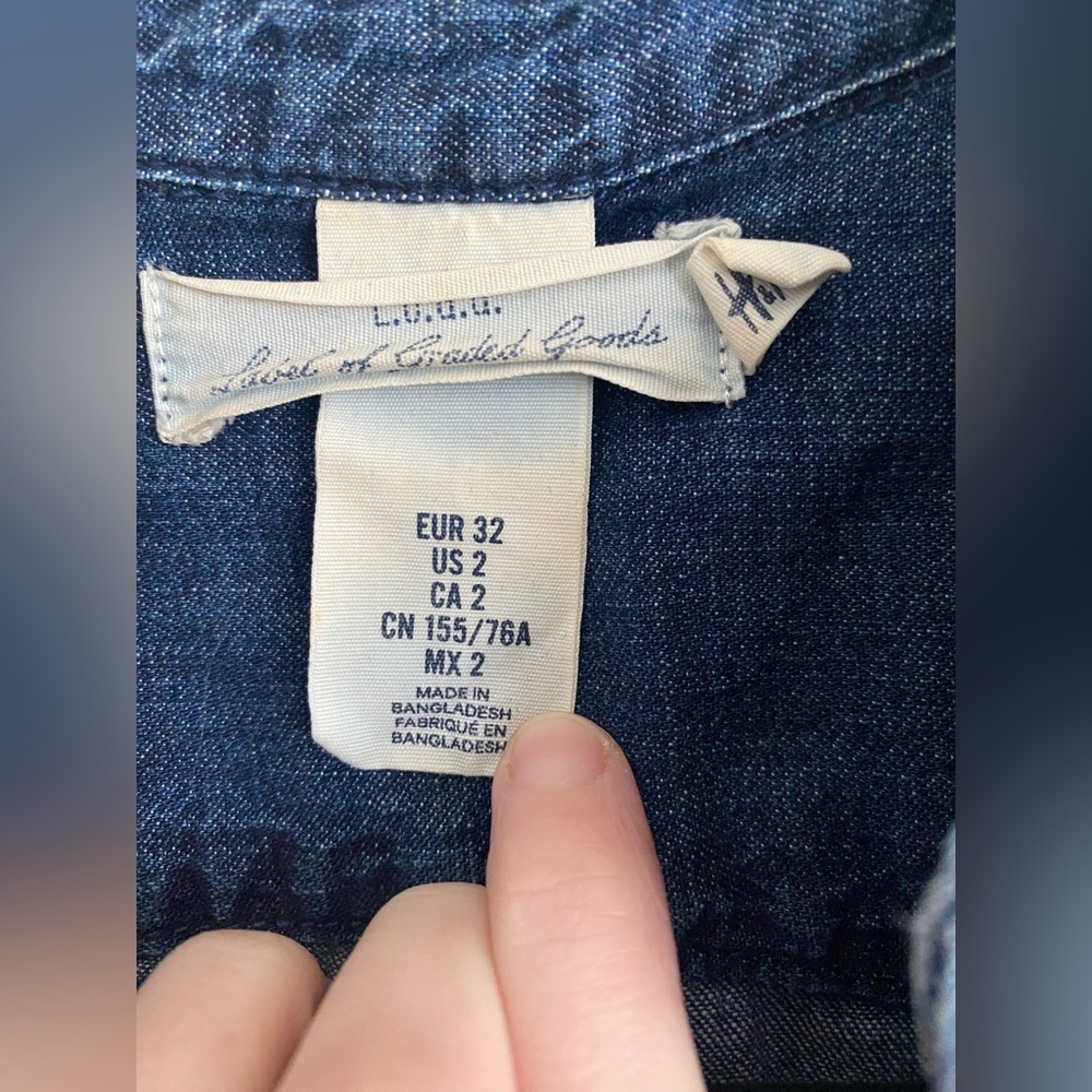 H&M Denim Button-Up Shirt size 2 - Picture 3 of 3